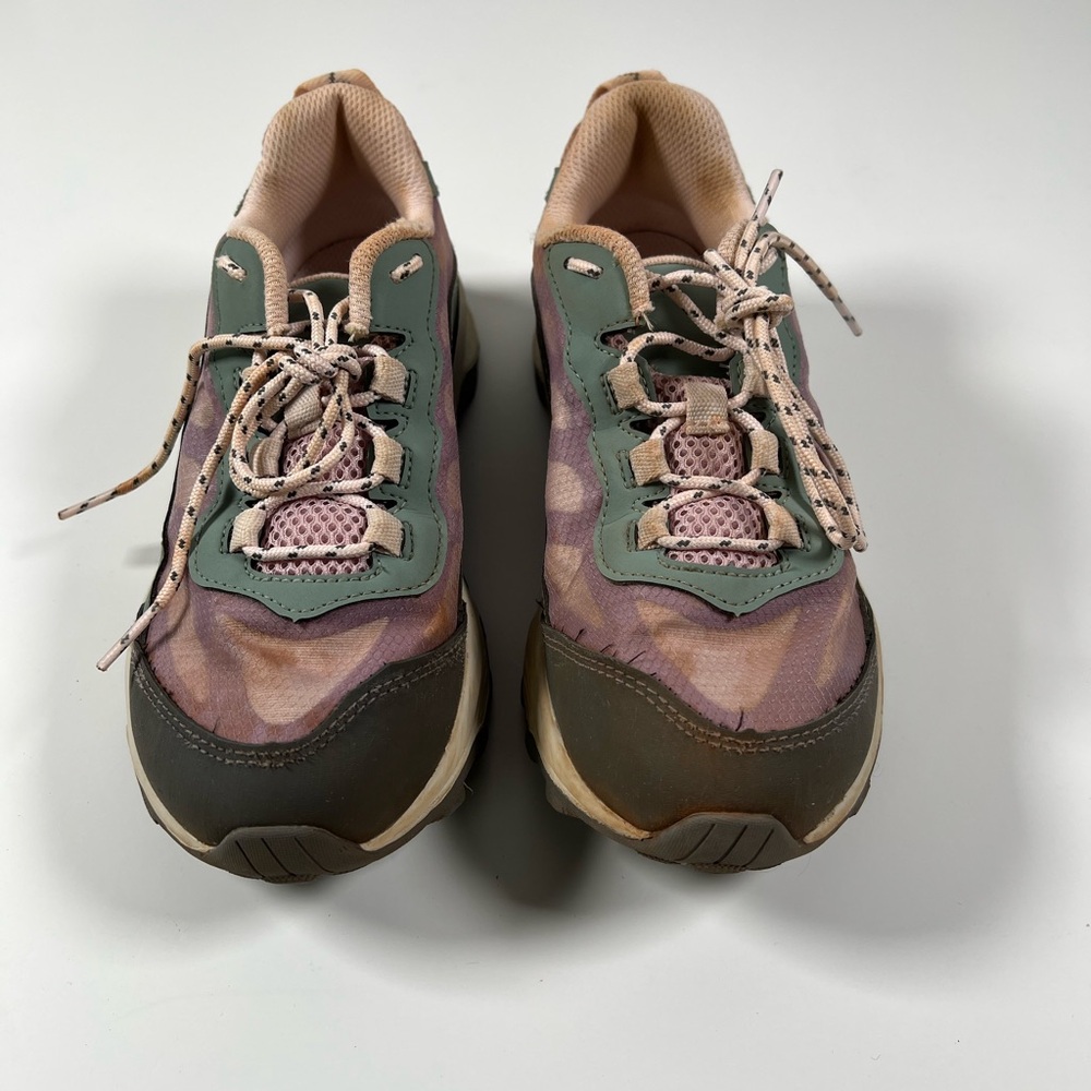 Merrell Girls Hiking shoes size 4